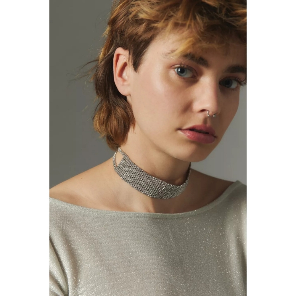 UO Statement Rhinestone Mesh Choker Necklace